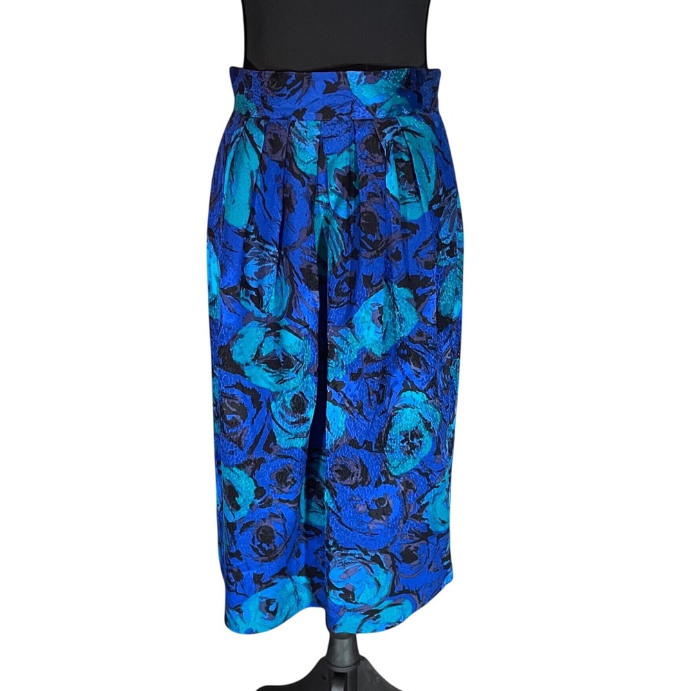 Flora Kung New York VTG 100% Silk Blue Floral Rose Pleated Midi Skirt 8 
80s 90s